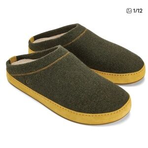 OLUKAl Hamani Hulu Slipper/ mule men's Sz11
Dusty Olive Mustard